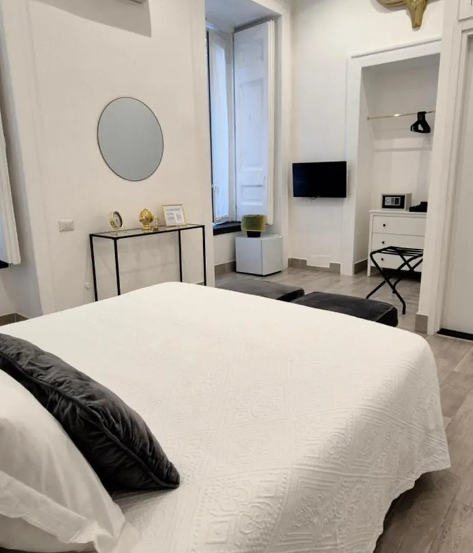 Maison Marinella Boutique Room Naples 0*,  Italy