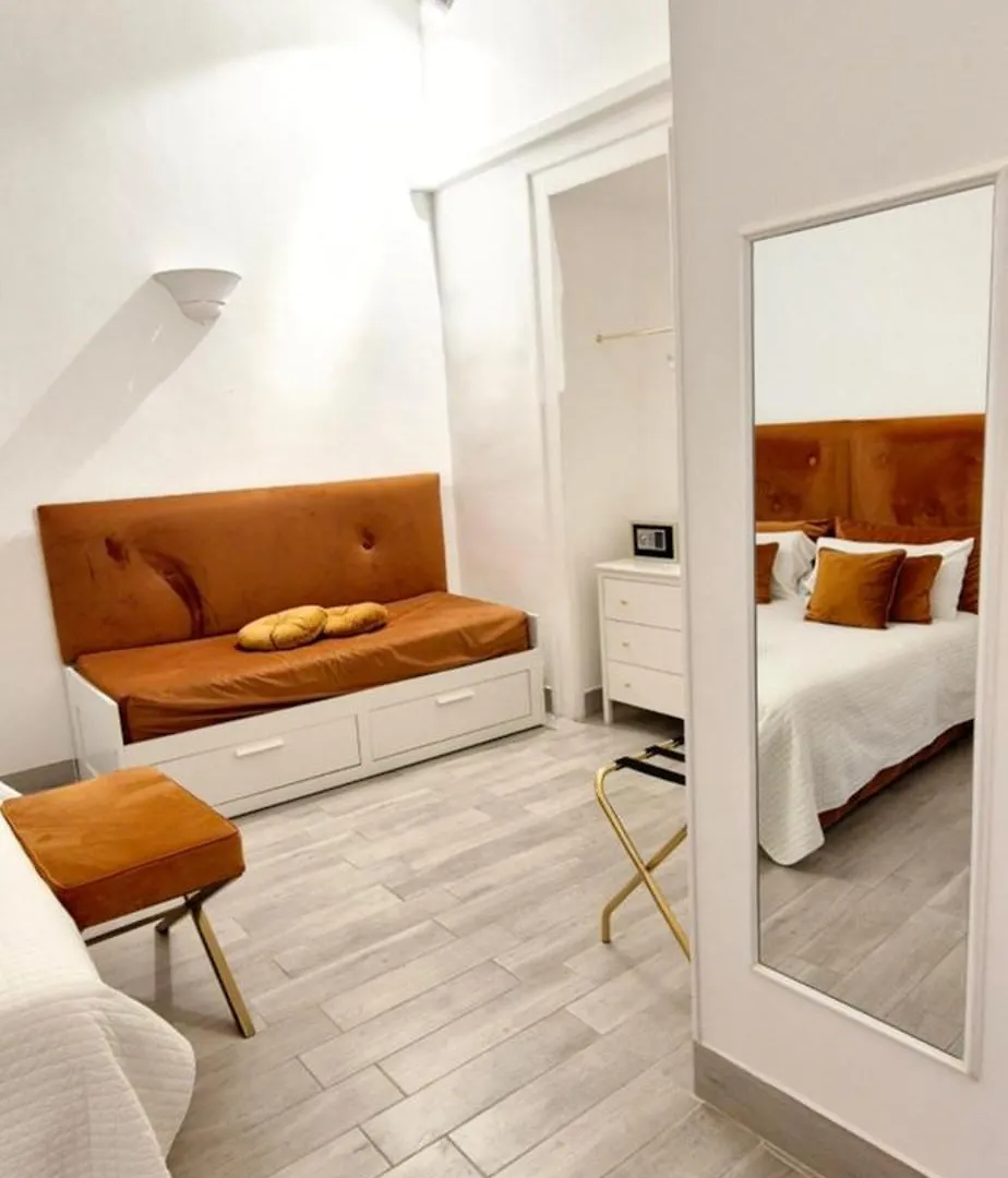 Maison Marinella Boutique Room Naples 0*,